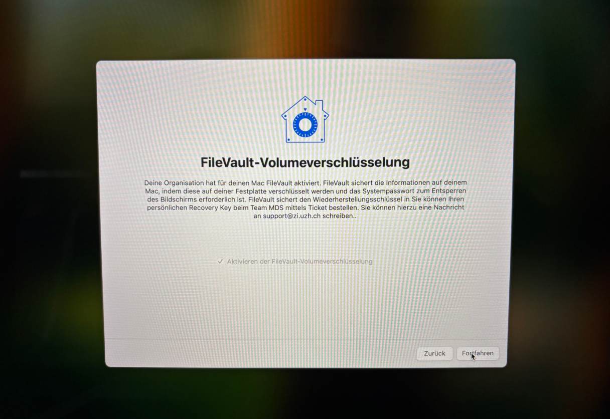 Bestätigen Sie die FileVault-Festplattenverschlüsselung mit "Fortfahren".